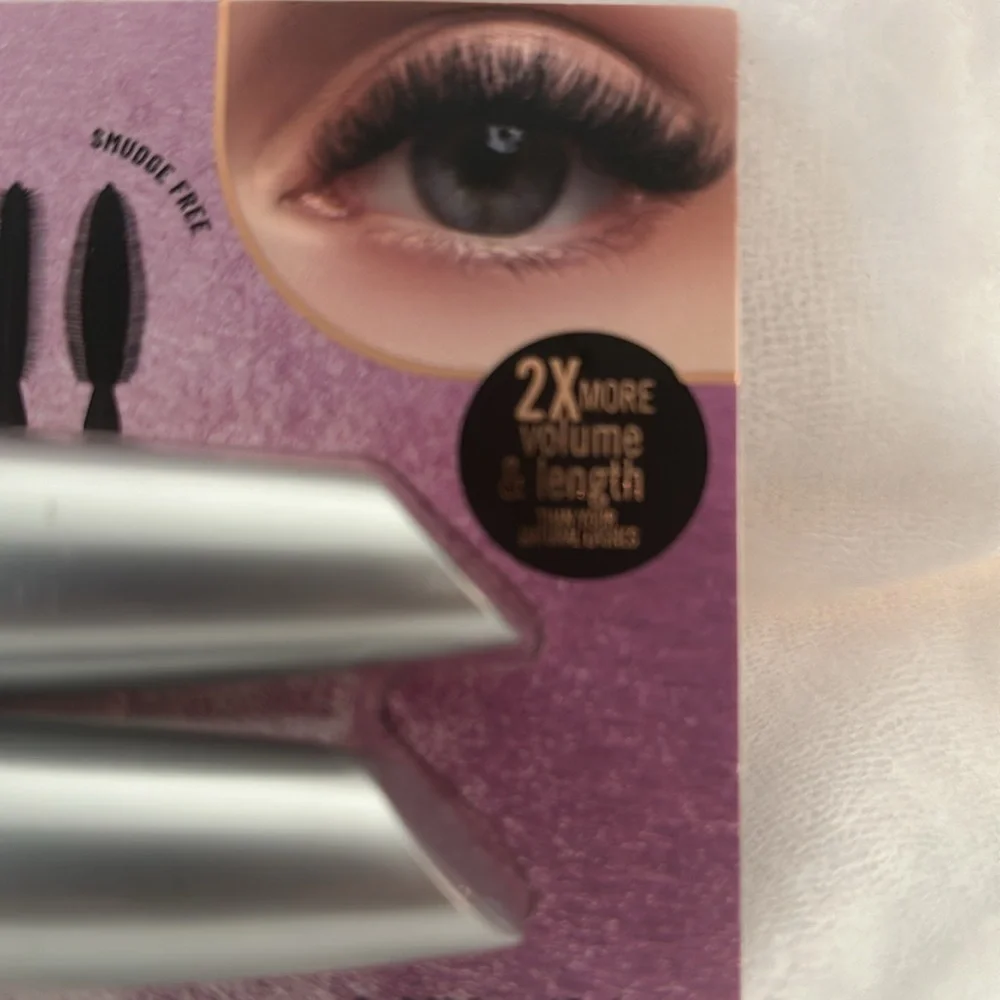 NWT DANIELLE CREATIONS 2 Piece Mascara Set in Darkest Black.